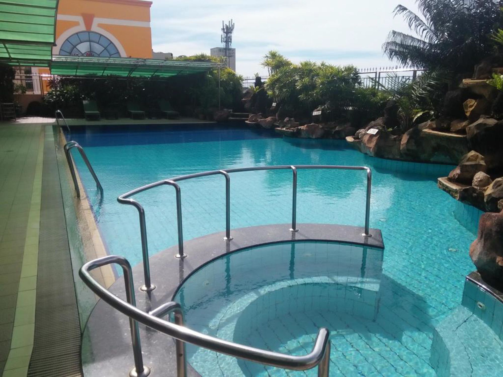 Grand Palace Hotel Miri Eksteriør bilde
